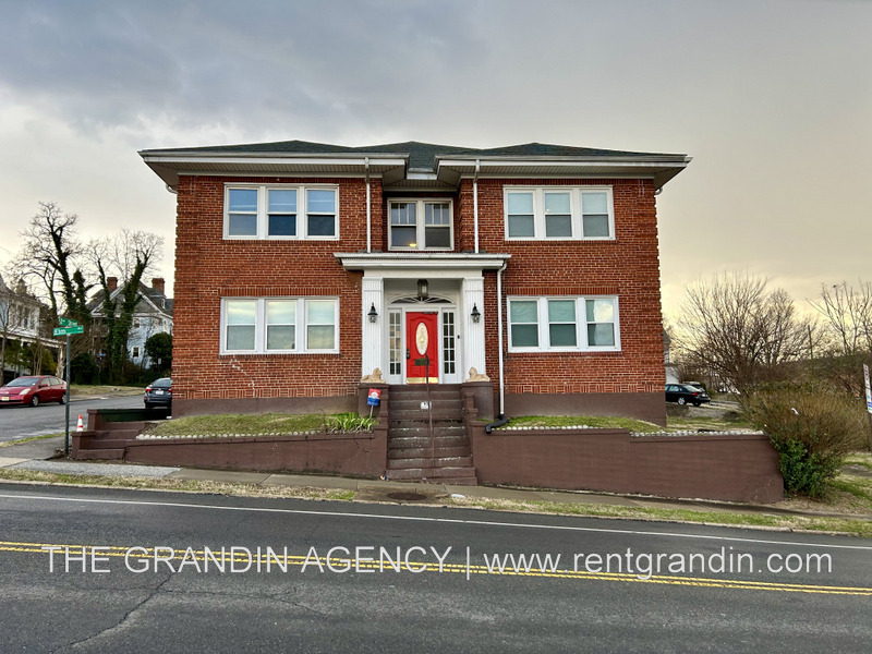 202 Elm Avenue SW - B5