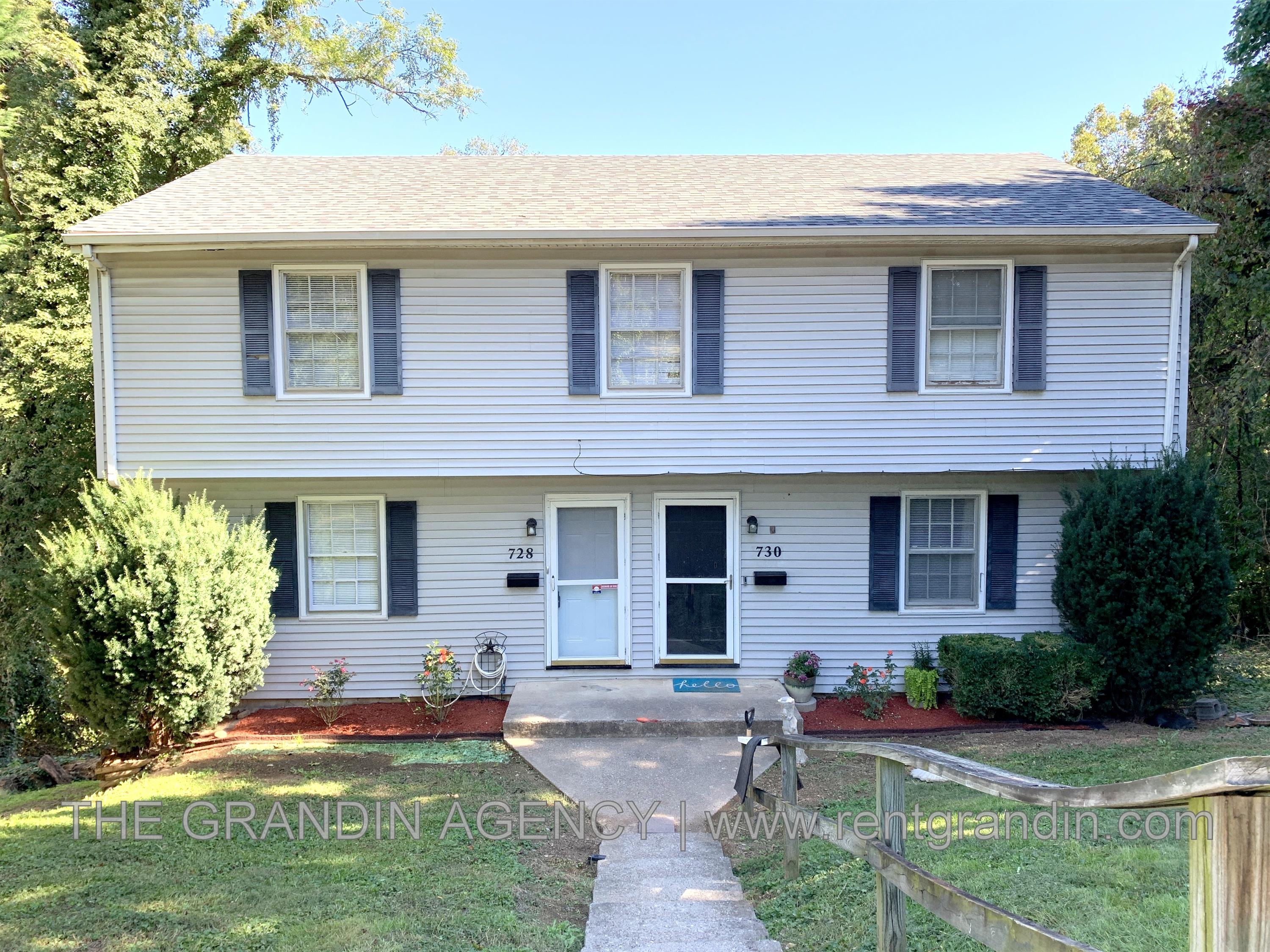 728 Welton Avenue Southwest - 1