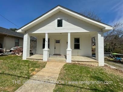 4705 Surrey Avenue Northwest