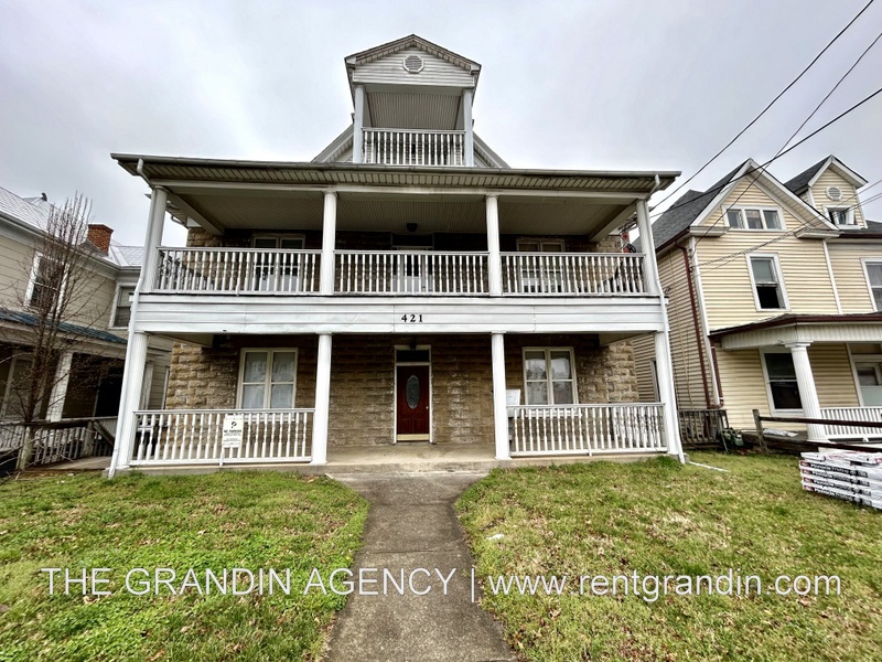 421 Elm Avenue SW - 3